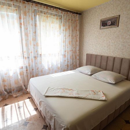 Героїв Дніпра, 53, 3-Й Поверх, Квартира Біля Пляжу Живчик Cherkasy Exterior foto